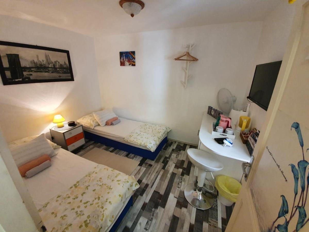 Room With Shared Bathroom House Gorica Sibenik Exterior photo